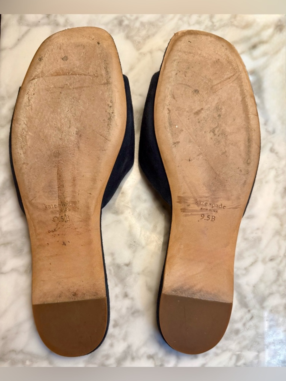 Kate Spade Navy Amour Pom Pom Slide Sandals Suede Flat Slip-On. Size 9.5 - Picture 10 of 10